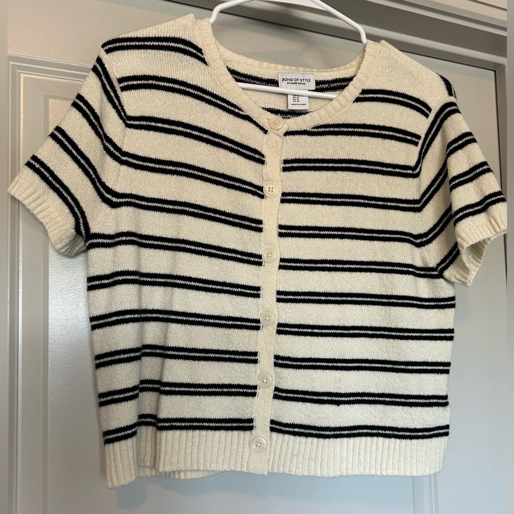Black and White Striped Sweater Shirt NWOT